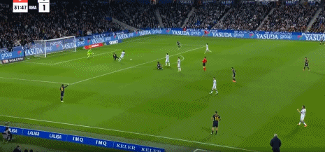 360直播：每日体育报称皇马再次因争议判罚受益，丢球被改判无效