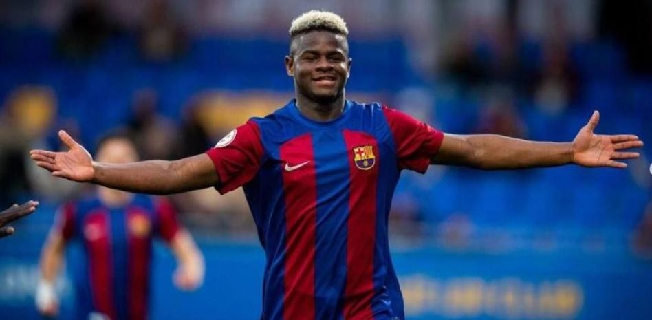 360直播：拜仁关注巴萨19岁小将法耶，但未列入热门引援名单